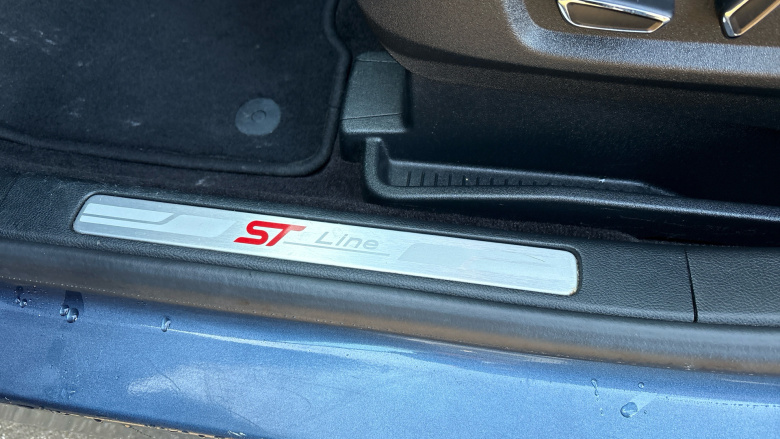 Ford Edge 2.0 EcoBlue 238 ST-Line 5dr Auto Diesel Estate